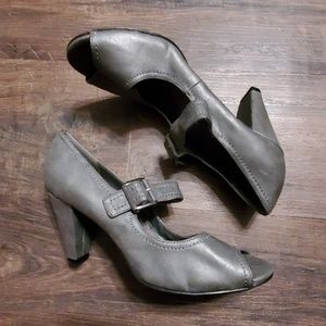 AEROSOLES Shoes - Aerosoles Gray Peeptoe Heels AEROSOLES Shoes - Aerosoles Gray Peeptoe Heels